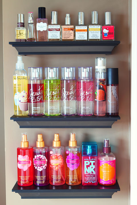 bathroom-shelves-organizing-perfumes-and-lotions-2